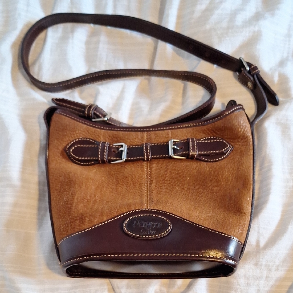 Exmoor Women's Genuine Argentina Leather Western Tan and Brown Crossbody Bag